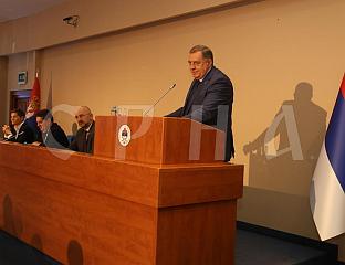ДОДИК: ПРЕДСТОЈЕ ВАЖНЕ ОДЛУКЕ, СВЕ ЋЕ БИТИ ЛАКШЕ КАД СМО ЗАЈЕДНО