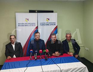 СРБИ ДА НЕ ДОЗВОЛЕ ДА ИХ НЕКО ИСПРОВОЦИРА НА ДАН САХРАНЕ ГЕНЕРАЛА МЛАДИЋА