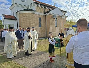 МИНИЋ: ЗАДОВОЉСТВО ВИДЈЕТИ ОКУПЉАЊЕ НАШЕГ НАРОДА ОКО СВЕТИЊА