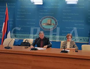 ПУХОВАЦ: ПРОДУЖЕНА ПРИМЈЕНА ОДЛУКЕ О ПОВРАТУ 10 ФЕНИНГА ПО ЛИТРУ ГОРИВА