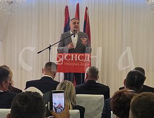 МИНИЋ: СНСД И МИЛОРАД ДОДИК СКИНУЛИ ОКОВЕ СА РЕПУБЛИКЕ СРПСКЕ