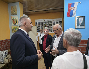 ПРЕМИЈЕР СА ВОЈНИМ ПЕНЗИОНЕРИМА У БАЊАЛУЦИ