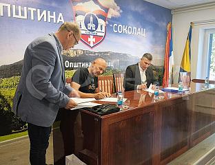ЗА ЗАПОШЉАВАЊЕ 105 ЛИЦА ВИШЕ ОД 905.000 КМ