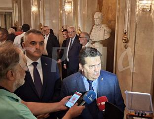 СТЕВАНДИЋ: СРПСКИ НАРОД ПОЧИЊЕ ДА ЖИВИ ЈЕДИНСТВО СРБИЈЕ И СРПСКЕ
