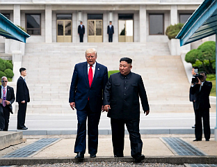 ЛИ: ЈАСНО ЈЕ ДА ТРАМП ЖЕЛИ ДИЈАЛОГ СА КИМ ЏОНГ УНОМ