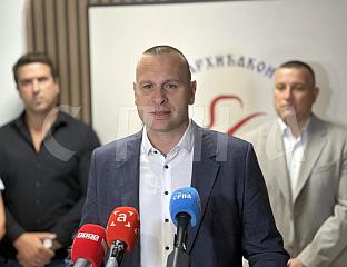 ШОБОТ: УКЦ И НОВА ТРЕБИЊСКА БОЛНИЦА РАДИЋЕ НА ОБЕЗБЈЕЂИВАЊУ СТАНОВА ЗА МЛАДИ КАДАР