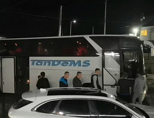 ТАНАСИЈЕВИЋ: СВЕ УКАЗУЈЕ ДА ЈЕ НАПАД НА АУТОБУС КОД ВИТИНЕ БИО ЕТНИЧКИ МОТИВИСАН