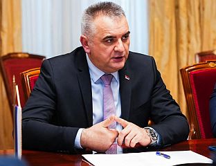 МИНИЋ У ЗАВОДУ ЗА СУДСКУ МЕДИЦИНИ И "ЕЛЕКТРОКРАЈИНИ"
