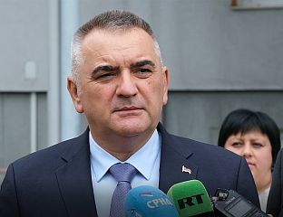 МИНИЋ: АКТИВИСТИ ИЗ СРБИЈЕ СКУП МОГУ ОДРЖАТИ УКОЛИКО ДОБИЈУ ДОЗВОЛУ