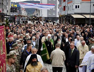 ПАТРИЈАРХ ПОРФИРИЈЕ СВЕЧАНО ДОЧЕКАН НА ПАЛАМА