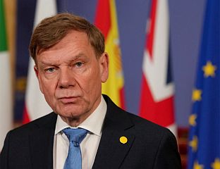 ВАДЕФУЛ ПОЗДРАВИО ТРАМПОВУ ОДЛУКУ ДА ПОЗОВЕ ПУТИНА НА САМИТ