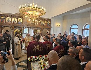 МИТРОПОЛИТ ХРИЗОСТОМ: ОСВЕШТАЊЕ ХРАМА НОВИ ПОЧЕТАК И ВАСКРСЕЊЕ ЗАВАИТА