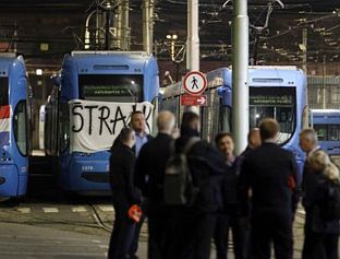 У ЗАГРЕБУ ЈУТРОС ШТРАЈК, ОБУСТАВЉЕН ЈАВНИ ПРЕВОЗ