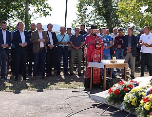 У ДОЊЕМ ЗАБРЂУ ОДАТА ПОЧАСТ СТРАДАЛИМА У РАТОВИМА