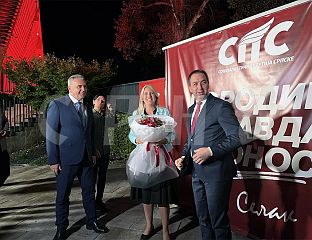 СЕЛАК: ПОДРШКА ЦВИЈАНОВИЋЕВОЈ И МИНИЋУ