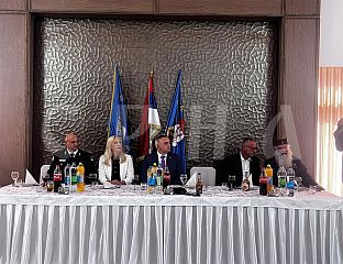 ЧУВАТИ СЈЕЋАЊЕ НА ИСТИНСКЕ ХЕРОЈЕ У ОДБРАНИ РЕПУБЛИКЕ СРПСКЕ