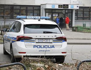 ДВОЈИЦА МУШКАРАЦА ОСУМЊИЧЕНА ДА СУ НЕЛЕГАЛНО ОДЛАГАЛА ОТПАД И АЗБЕСТ