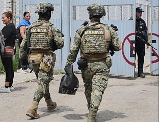 У НЕРЕДИМА У ЗАТВОРУ УБИЈЕНО ДЕСЕТ ЉУДИ
