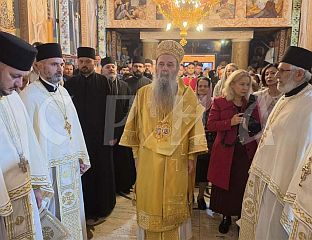 ОСВЕШТАН ОБНОВЉЕНИ ПЕТРОПАВЛОВСКИ ХРАМ, СВЈЕДОЧАНСТВО ВЈЕРЕ И ЗАЈЕДНИШТВА