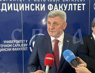 МЕДИЦИНСКИ ФАКУЛТЕТ У ФОЧИ - ГИГАНТ СА ВИШЕ ОД 2.500 СТУДЕНАТА