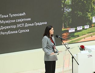 ВЕЛИКИ ИНТЕРЕС У САНКТ ПЕТЕРБУРГУ ЗА ИЗЛАГАЊЕ О СРПСКОЈ ТРАГЕДИЈИ И УСТАШКОЈ ИДЕОЛОГИЈИ