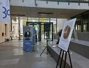ЛУКИЋ: ПОДРШКА МЛАДИМА ДА НА САВРЕМЕН НАЧИН ПРИКАЖУ ТРАДИЦИЈУ