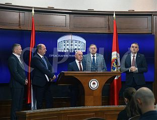 ЂОКИЋ: НЕМА ПРОДАЈЕ "ЕЛЕКТРОПРИВРЕДЕ", СРПСКА ЋЕ САЧУВАТИ ТАЈ СЕКТОР