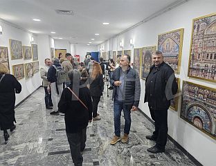 ОТВОРЕНА ИЗЛОЖБА ФОТОГРАФИЈА СВЕТИЊА САНКТ ПЕТЕРБУРГА