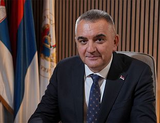 МИНИЋ У ПОДКАСТУ "ОТАЏБИНА" О РАТНОМ ПУТУ, ПАТРИОТИЗМУ, ОЧУВАЊУ НАЦИОНАЛНОГ ИДЕНТИТЕТА