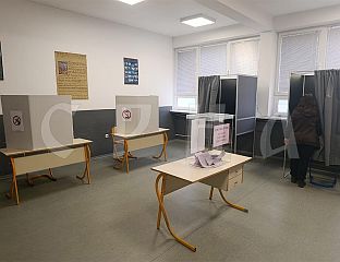 ПОЧЕЛО ГЛАСАЊЕ У МРКОЊИЋ ГРАДУ, ПРАВО ГЛАСА ИМАЈУ 334 ЛИЦА