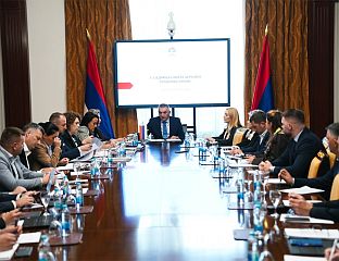 МИНИЋ: ИЗВЈЕШТАЈ САВЈЕТА ЗА РАЗВОЈ САЧИЊЕН И БИЋЕ УПУЋЕН ВЛАДИ СРПСКЕ