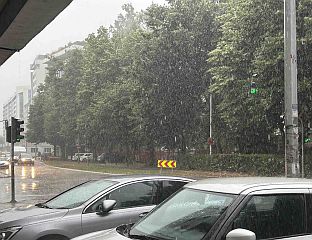СУТРА ОБЛАЧНО, ПОВРЕМЕНО СА КИШОМ