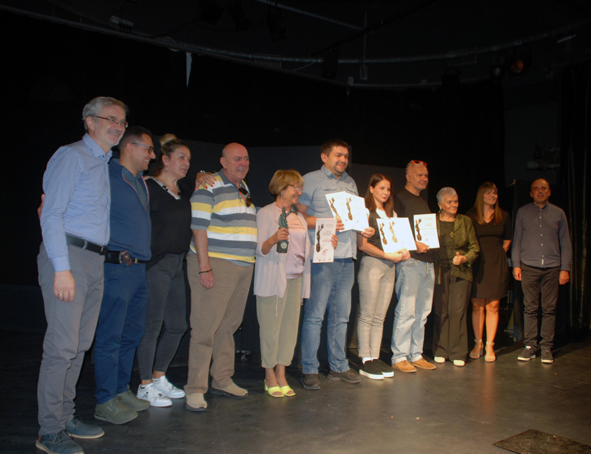 ИСТОЧНО САРАЈЕВО, 29. СЕПТЕМБРА /СРНА/ - За најбољу представу на 24. Међународном фестивалу професионалних луткарских позоришта за дјецу у Источном Сарајеву проглашена је представа "Љубав и виолина" у извођењу Дјечијег позоришта из Суботице.