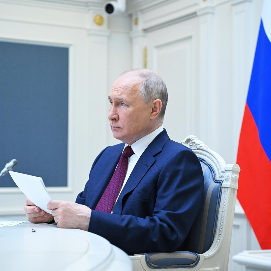СОЧИ, 5. ОКТОБРА /СРНА/ - Предсједник Русије Владимир Путин изјавио је данас да Срби нису народ који би западне земље могле да сломе и потчине.
