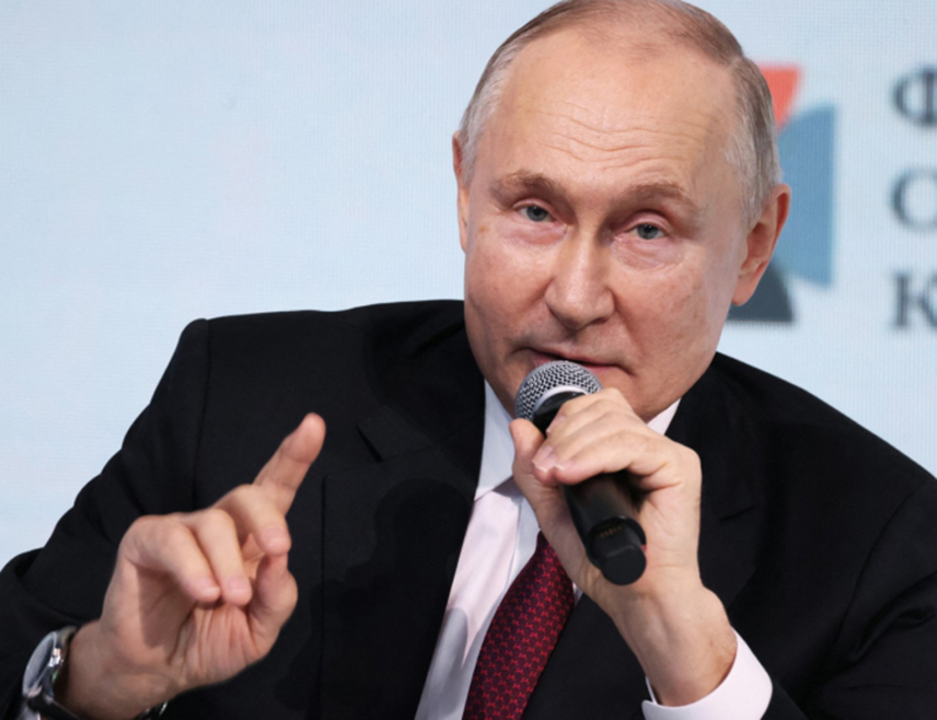 МОСКВА, 22. НОВЕМБРА /СРНА/ - Бомбашки напад на гасоводе "Сјеверни ток" представља "државни тероризам" са циљем да се елиминише кључни енергетски конкурент Запада, рекао је руски предсједник Владимир Путин на виртуелном самиту лидера Г20.