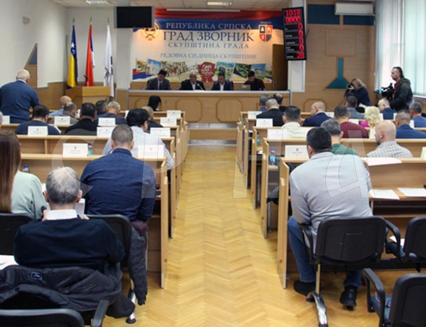 ЗВОРНИК, 8. ДЕЦЕМБРА /СРНА/ - Скупштина града Зворника усвојила је данас Нацрт буџета за 2024. годину у износу од 37.895.000 КМ.