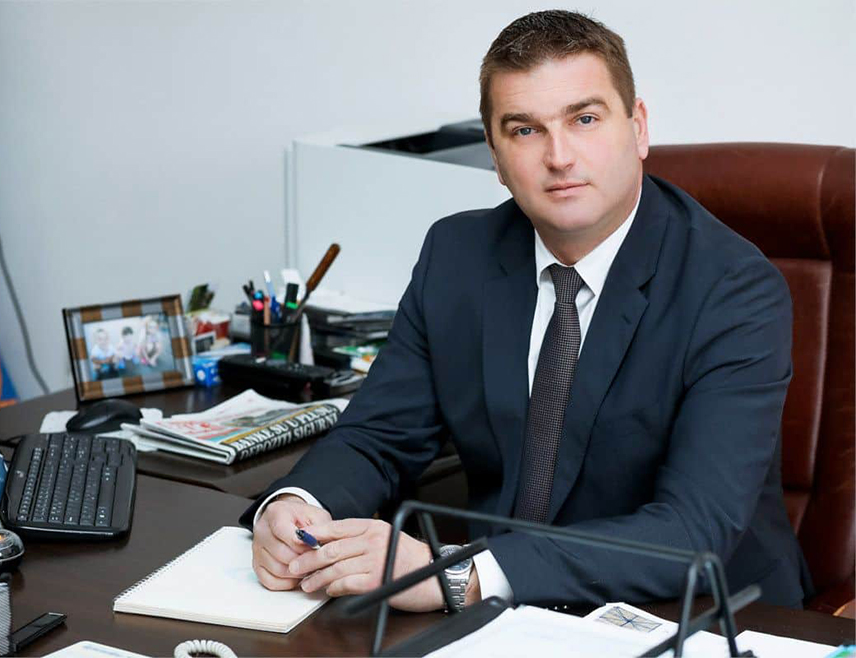 БАЊАЛУКА, 21. ФЕБРУАРА /СРНА/ - Више од 1.500 грађана у Републици Српској добиће до 5.000 КМ на основу конкурса за додјелу бесповратних финансијских средстава ЕУ за спровођење мјера енергетске ефикасности у стамбеним објектима, рекао је Срни директор Фонда за заштиту животне средине и енергетску ефикасност Срђан Tодоровић.