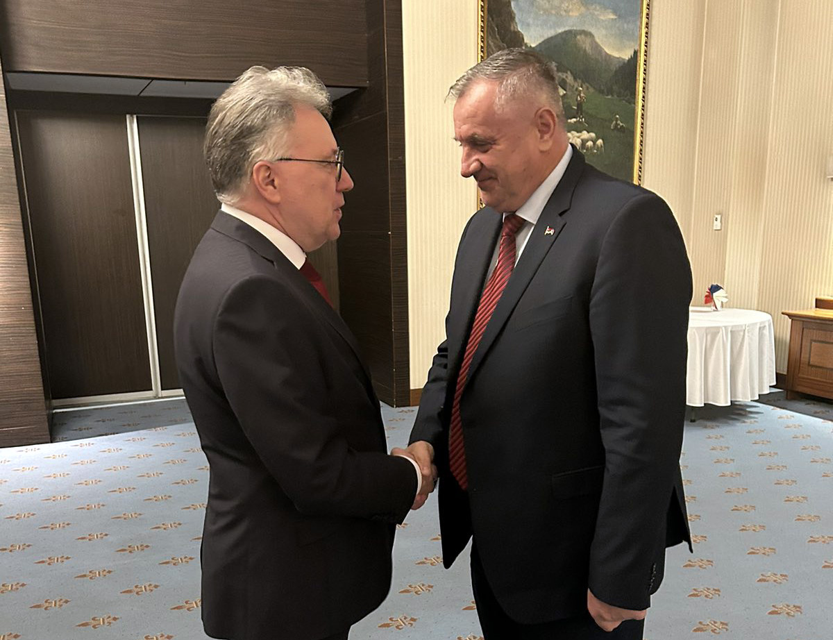 SARAJEVO, FEBRUARY 22 /SRNA/ - Republika Srpska Prime Minister Radovan Višković has pointed out that the Serb people will never forget their friends and what Russian diplomat Vitaly Churkin did before the UN Security Council for the Serb people when he vetoed the British resolution on Serbs being genocidal people.