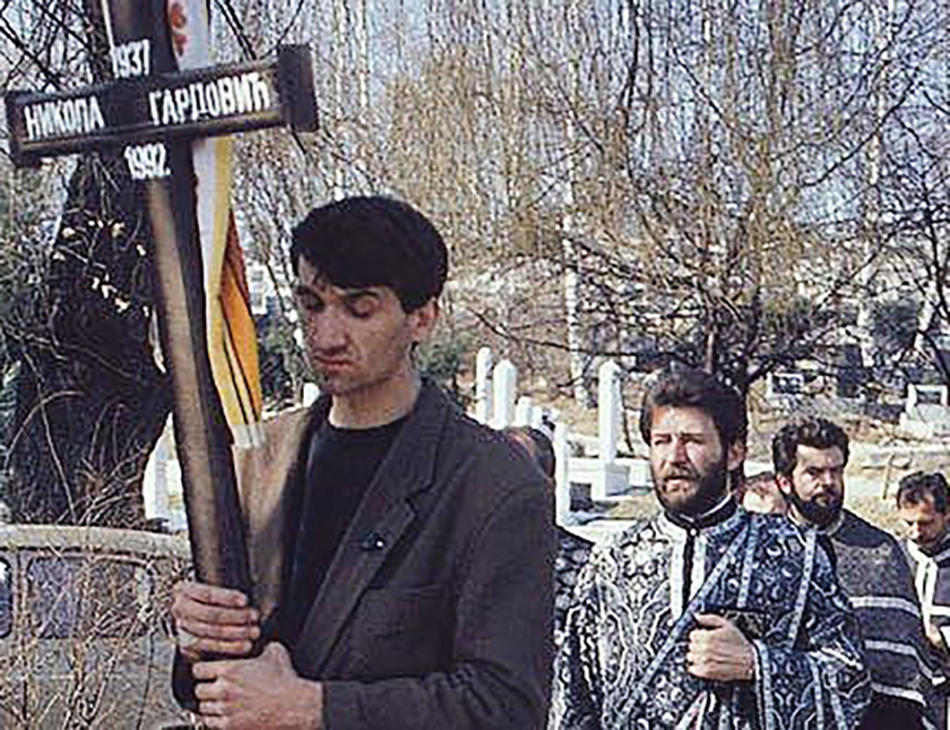 BELGRADE, MARCH 1 /SRNA/ - Dragan Gardović, the son of Nikola Gardović, who was brutally murdered on March 1, 1992 in Sarajevo, tells SRNA that today is a sad day to commemorate and remember for both the Gardovićs and all Serbs in Republika Srpska, and that it being celebrated as some kind of holiday in the Federation of BiH is unfortunate.