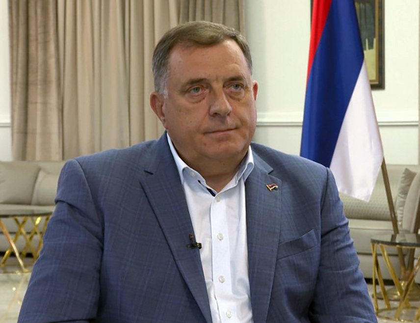 BANJA LUKA, APRIL 4 /SRNA/ - Republika Srpska President Milorad Dodik has told SRNA today that Srpska is not going to apply Christian Schmidt’s interventions on the BiH Election Law, but will run the elections according to its own law; if the Central Election Commission /CEC/BiH tries to organise something, it will be prevented from doing so.