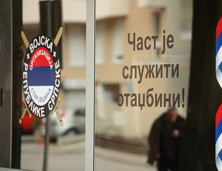 БАЊАЛУКА, 25. АПРИЛА /СРНА/ - Из Организације старјешина Војске Републике Српске уакзали су да из Федерације БиХ /ФБиХ/ не престају са провокацијама према српском народу, од којих је најновија позив Босанско-бошњачког народног вијећа "на самоорганизовање", али и поручили да нема тог притиска и пријетње који ће спријечити вољу Срба да заштите Републику Српску и интересе српског народа.