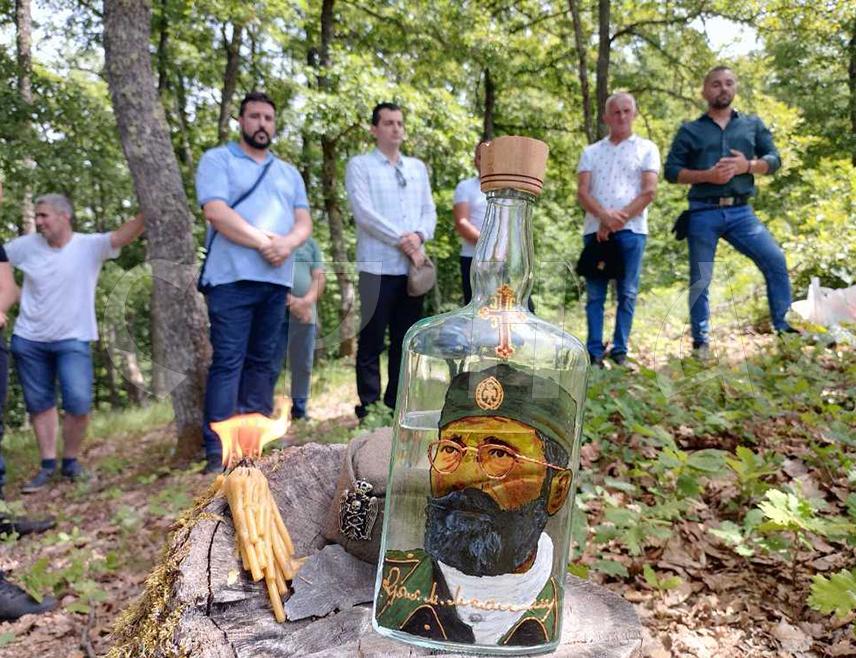 ФОЧА, 11. ЈУНА /СРНА/ - Фочанска бригада Југословенске војске у отаџбини сачувала је српски народ у фочанском крају, а већина њених припадника скончала је мученичком смрћу, истичу из Равногорског покрета отаџбине Српске, који је први пут обиљежио дан оснивања ове јединице.