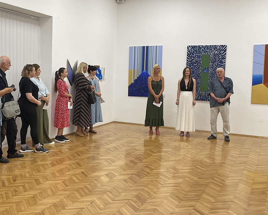ПРИЈЕДОР, 19. ЈУЛА /СРНА/ - У Музеју Козаре вечерас је отворена изложба Жељке Паић "Умјетност ван оквира", као дио "Приједорског љета.