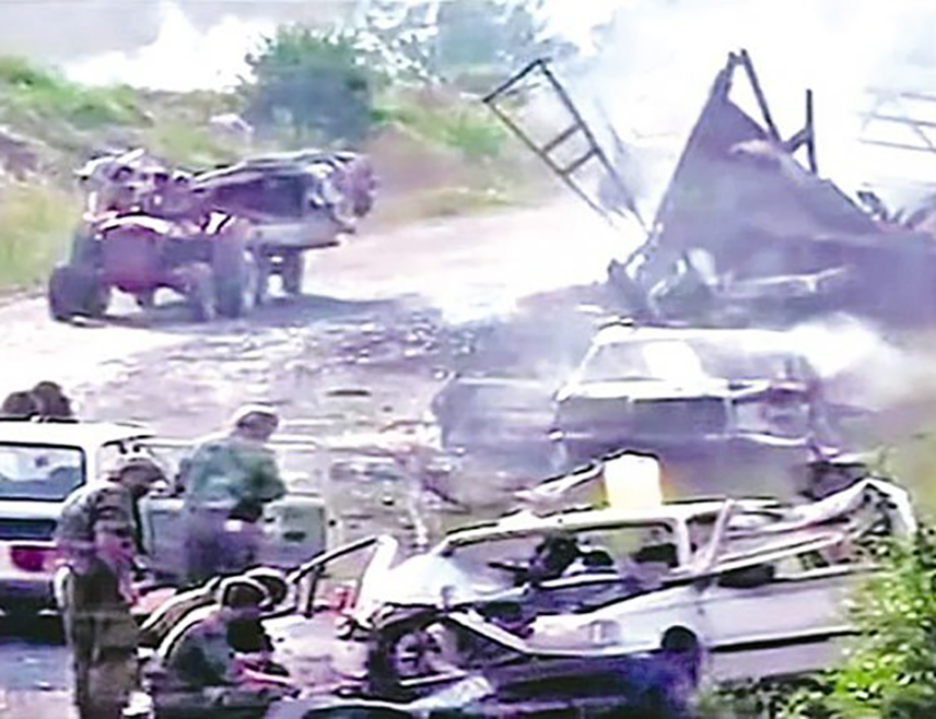 БОСАНСКИ ПЕTРОВАЦ, 7. АВГУСТА /СРНА/ - У мјесту Јањила на Петровачкој цести данас ће бити служен парастос и положени вијенци код спомен-крста, гдје је хрватска авијација прије 29 година током војно-полицијске акције "Олуја" бомбардовала српску избјегличку колону.