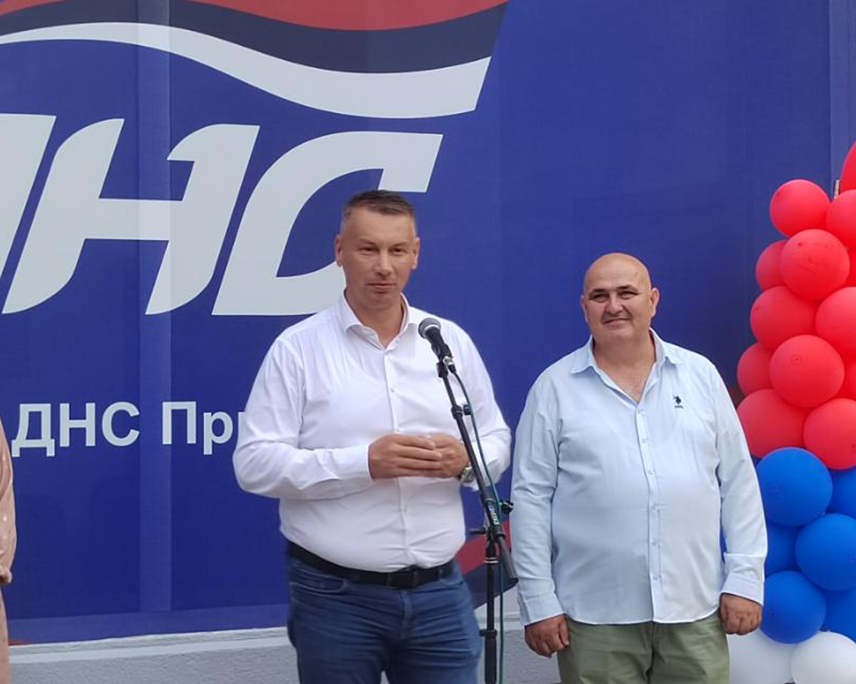 ПРИЈЕДОР, 21. АВГУСТА /СРНА/ - Предсједник ДНС-а Ненад Нешић изјавио је да је ова странка настала у Приједору и да је овај град база ДНС-а.