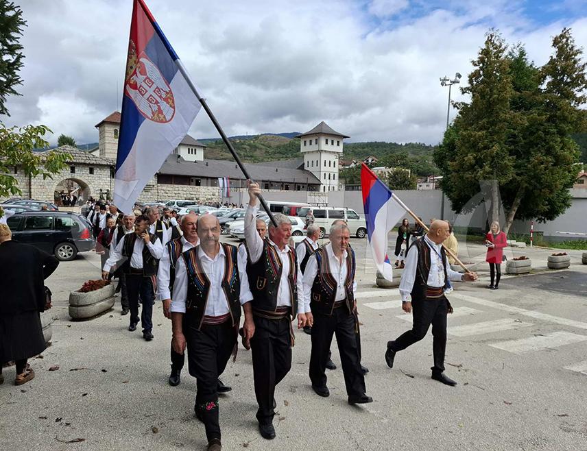 ВИШЕГРАД, 14. СЕПТЕМБРА /СРНА/ - У Андрићграду данас је одржан 10. Сабор српског пјевања, који је окупио више од 200 учесника из Србије, Републике Српске и Црне Горе.