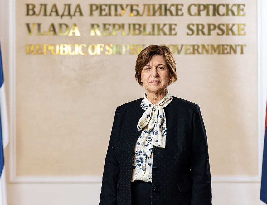 БАЊАЛУКА, 15. СЕПТЕМБРА /СРНА/ - Министар просвјете и културе Републике Српске Жељка Стојичић истакла је да је предстојећи 29. Међународни сајам књиге "Бањалука 2024" изванредна прилика за све ученике да се упознају с богатим свијетом књижевности и културе, јер ће на тај начин обогатити своје знање и проширити видике.