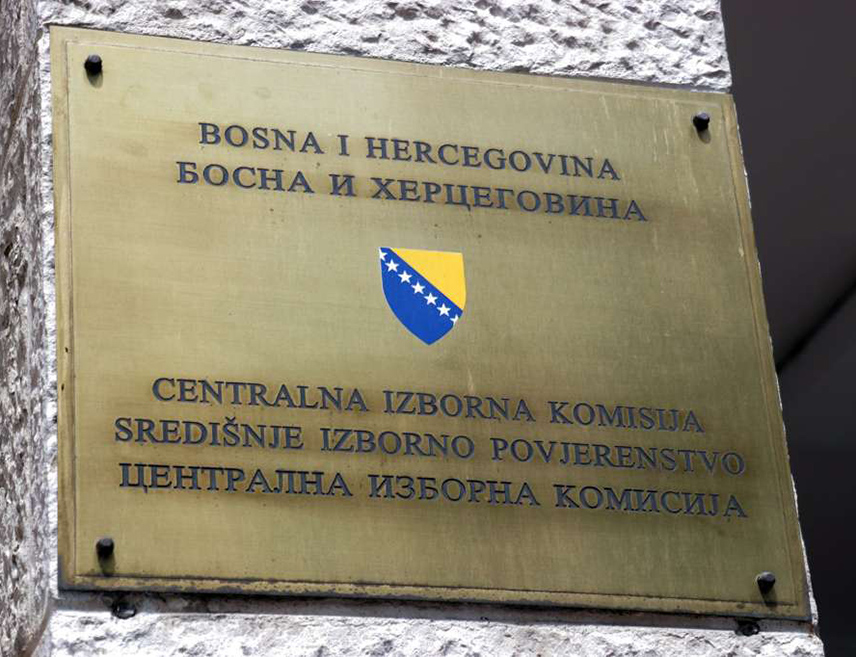ДОБОЈ, 26. OKТОБРА /СРНА/ - У Добоју и Петрову извршна власт припала је СНСД-у, у Теслићу СДС-у, а у Станарима Уједињеној Српској, подаци су Централне изборне комисије БиХ на основу утврђених изборних резултата локалних избора одржаних 6. октобра.