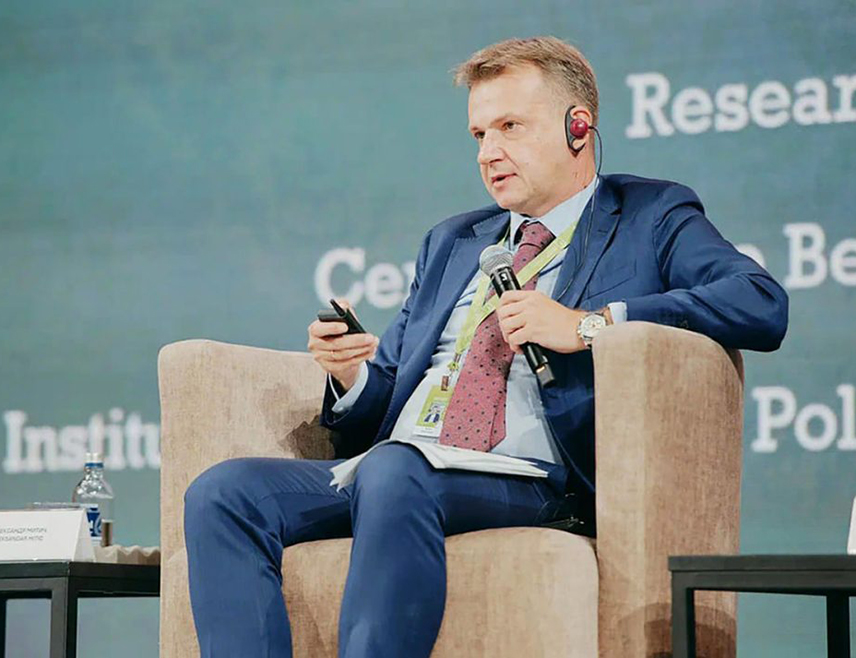 БЕОГРАД, 10. НОВЕМБРА /СРНА/ - Побједа Доналда Трампа на изборима у САД изазвала је троструки страх лидера ЕУ и већине њених чланица, за које овакав изборни расплет представља кошмарни сценарио, оцијенио је научни сарадник на београдском Институту за међународну политику и привреду Александар Митић.