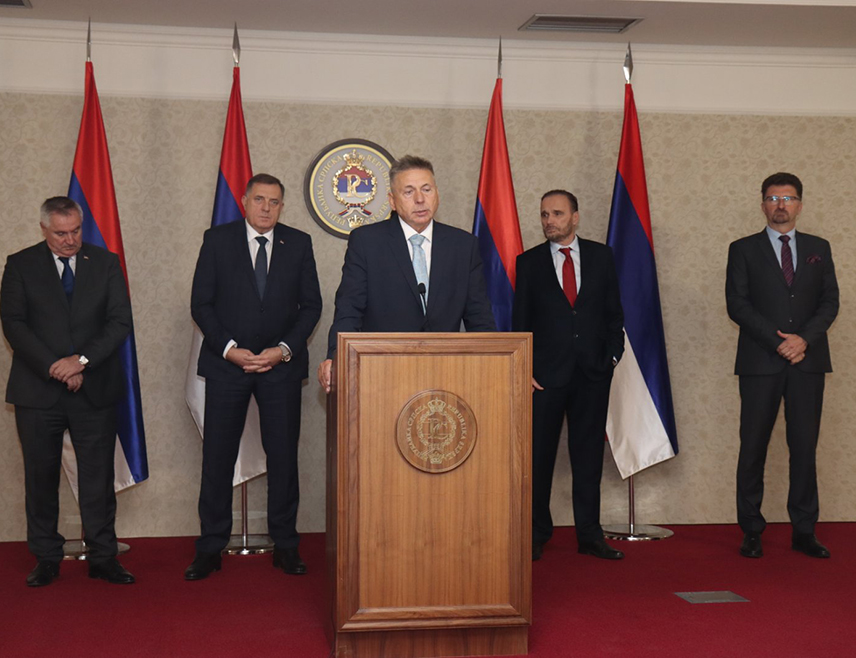 SARAJEVO, NOVEMBER 13 /SRNA/ - The lawyer for Republika Srpska President, Goran Bubić, said this evening that it is unacceptable, illegal, and constitutes a violation of fair trial standards for the Prosecutor's Office of BiH to have questioned witnesses regarding an investigation that was conducted after the start of the trial. 